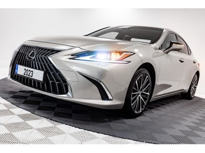 2023 Lexus ES 300h