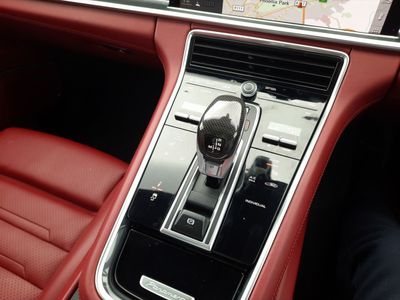 2020 Porsche Panamera