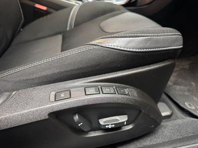 2017 Volvo V40