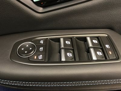 2025 Renault Scenic