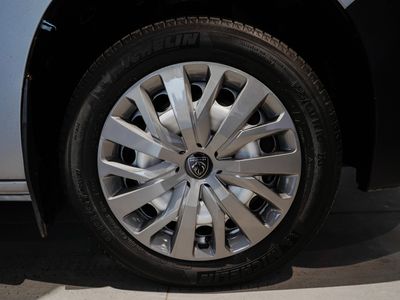 2023 Peugeot Partner