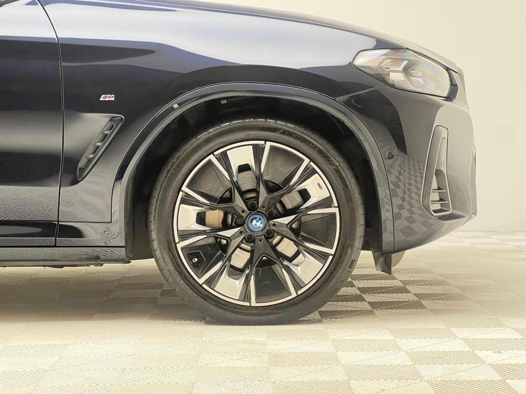 2022 BMW iX3