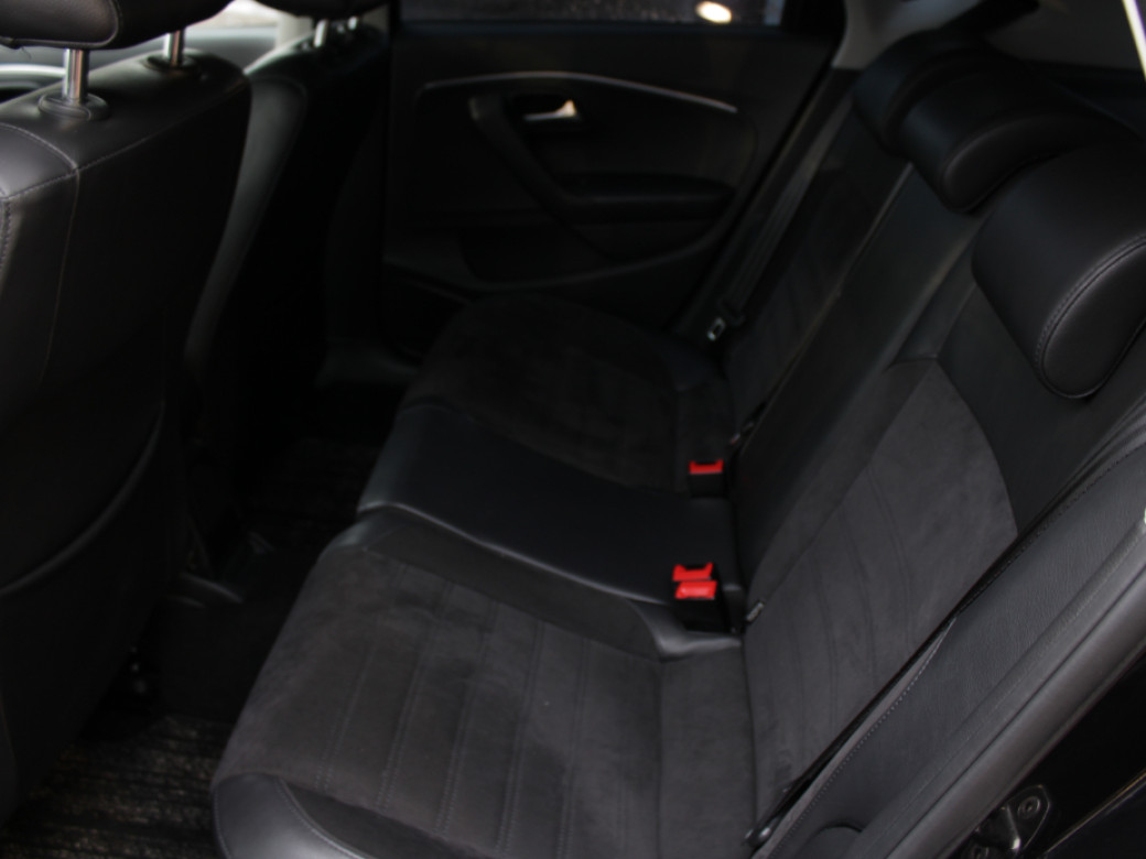 2017 Volkswagen Polo