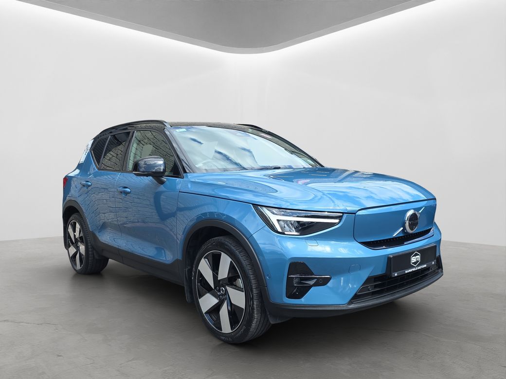 2023 Volvo XC40