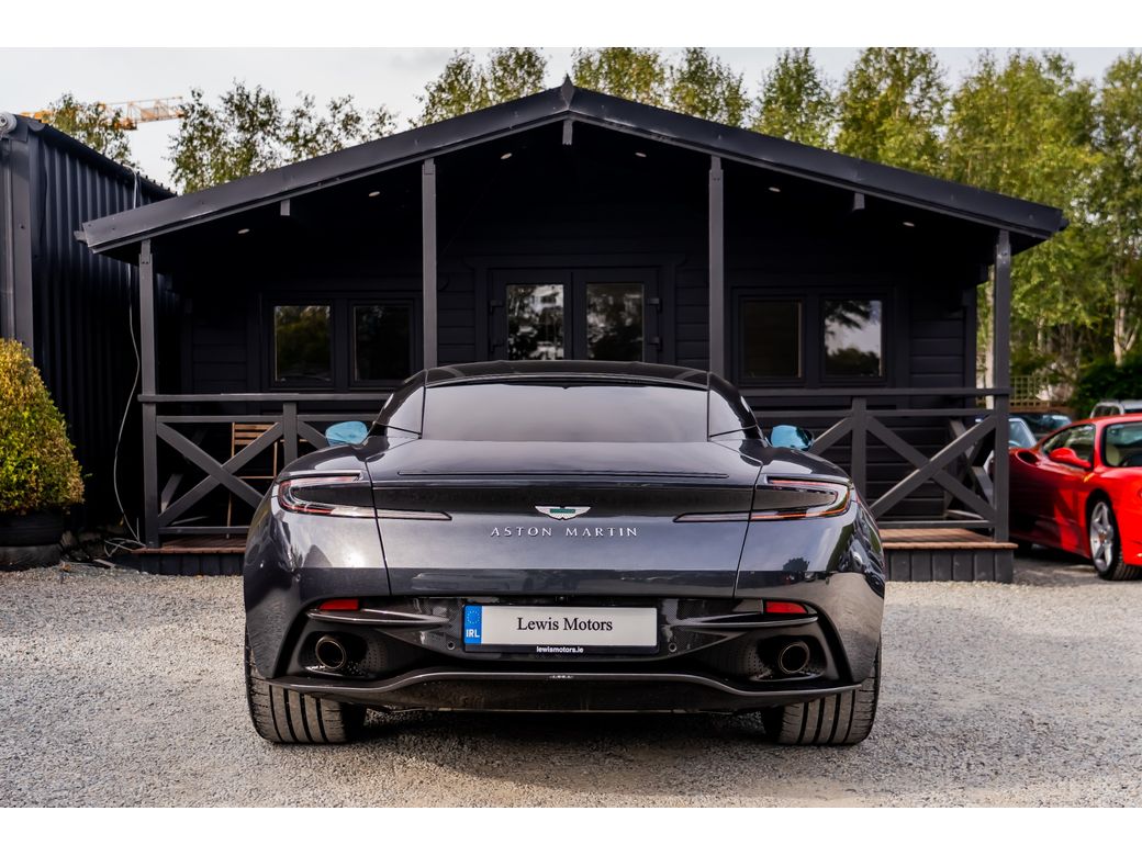 2024 Aston Martin DB12