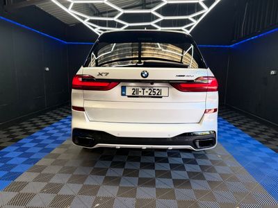 2021 BMW X7