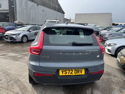2023 Volvo XC40
