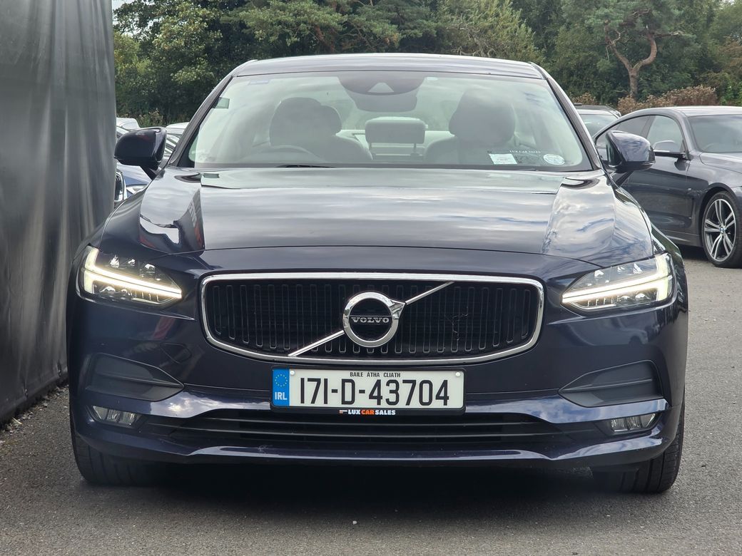 2017 Volvo S90