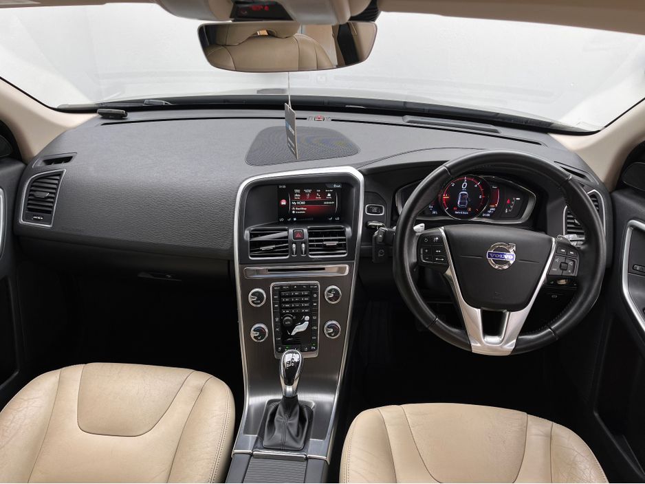 2016 Volvo XC60