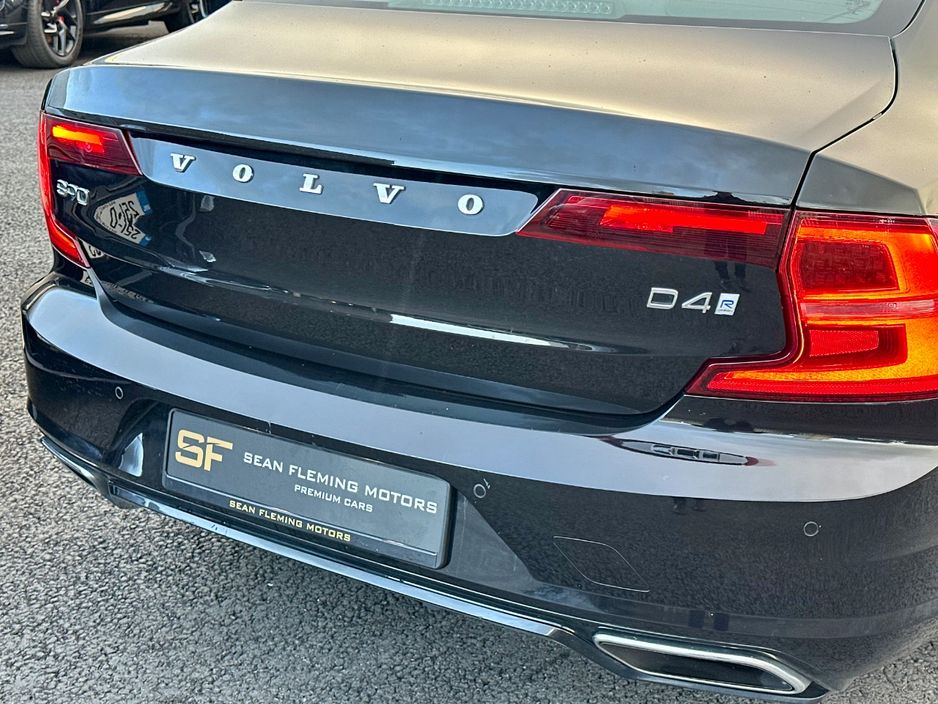 2018 Volvo S90