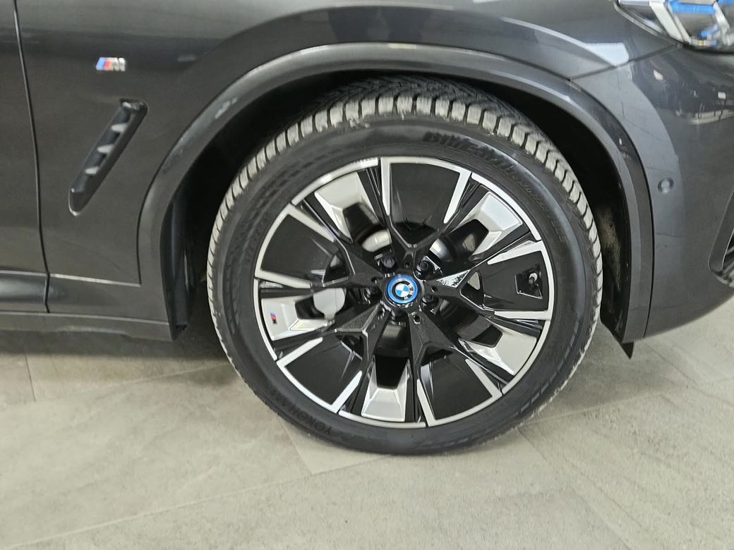 2022 BMW iX3