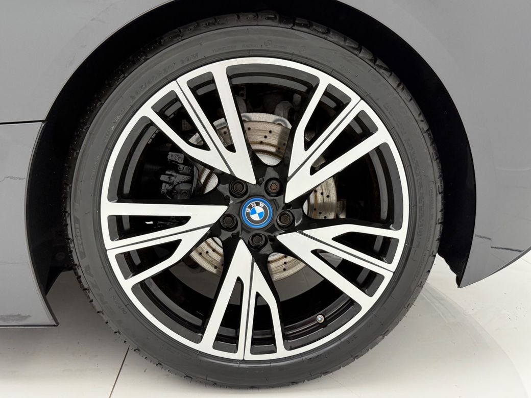 2020 BMW i8