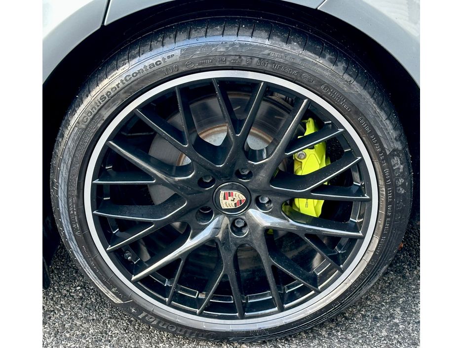 2022 Porsche Panamera