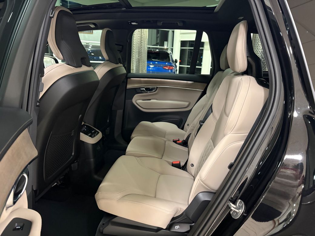 2025 Volvo XC90