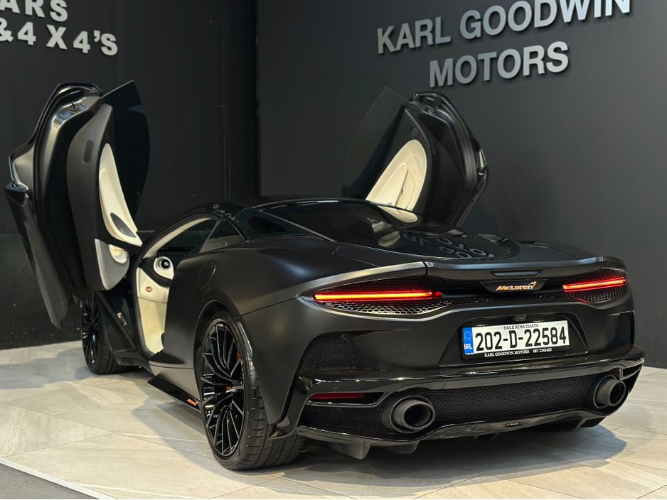 2020 McLaren GT
