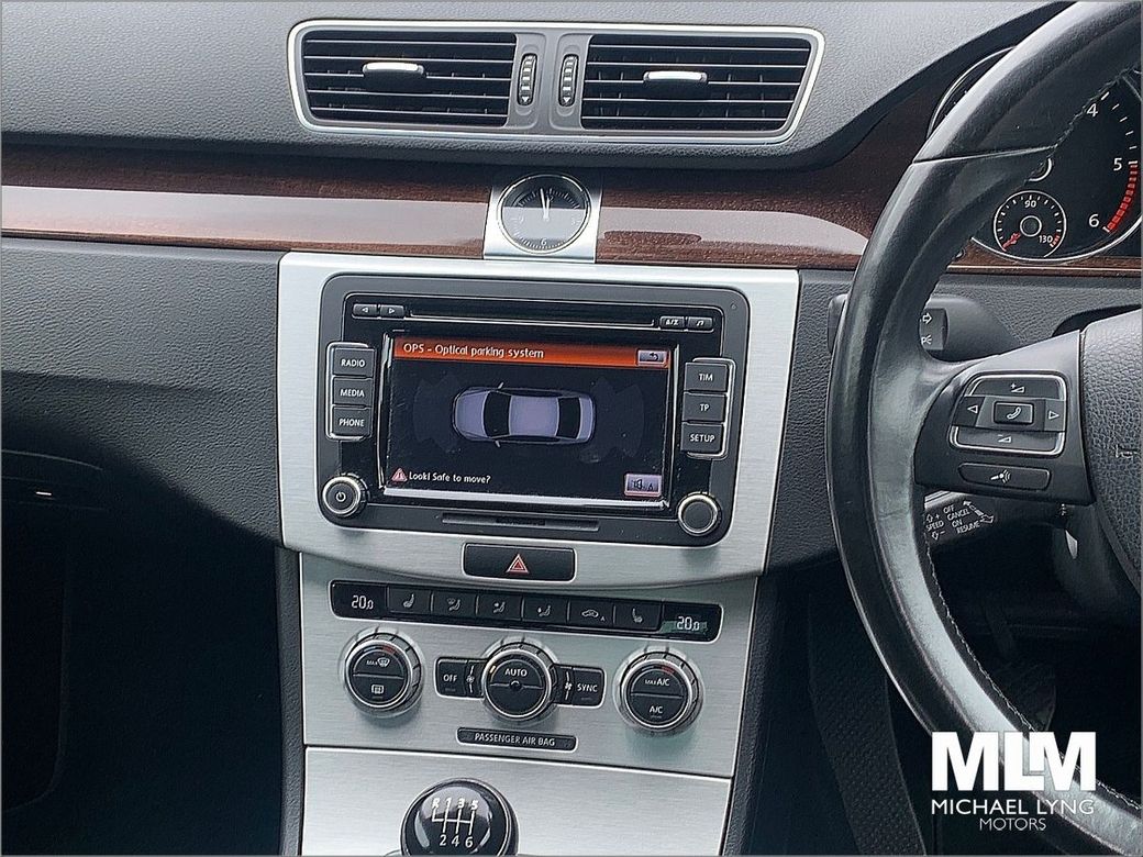 2015 Volkswagen Passat