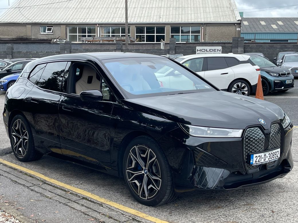 2022 BMW iX