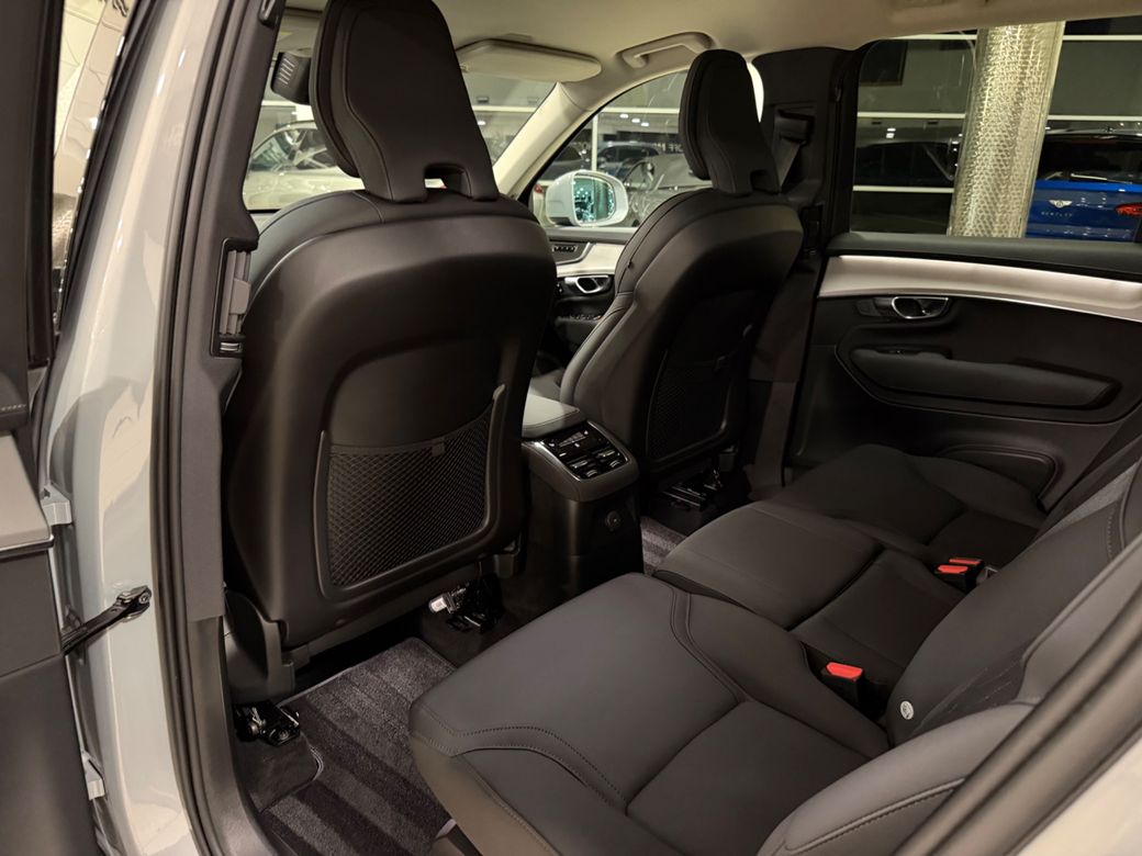 2025 Volvo XC90