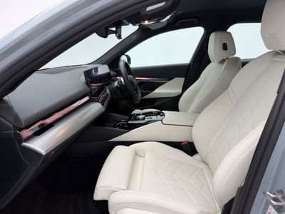 2024 BMW i5