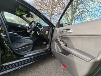 2015 Mercedes-Benz A 180