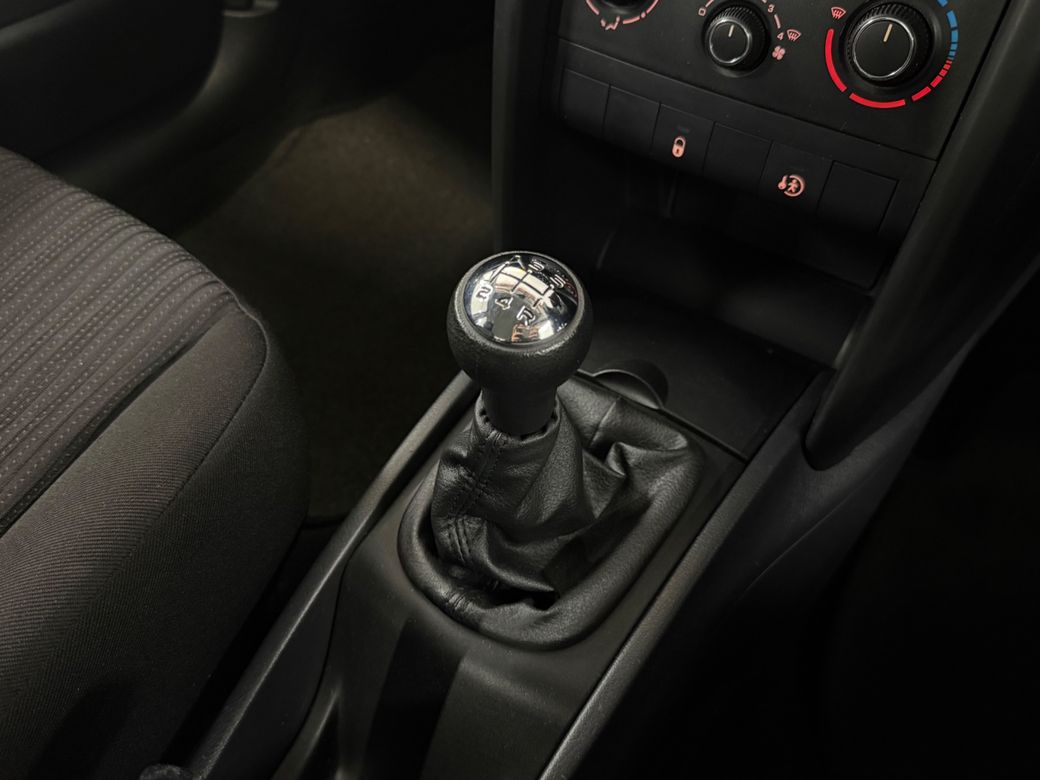 2010 Peugeot 207