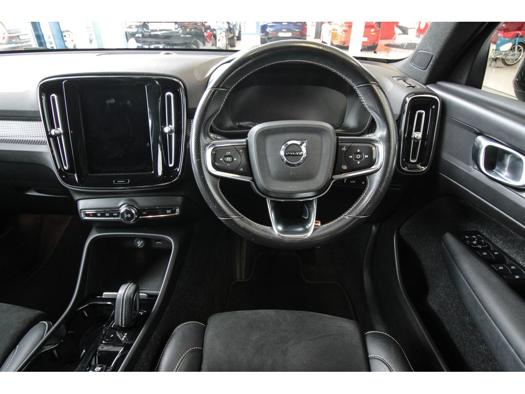 2021 Volvo XC40