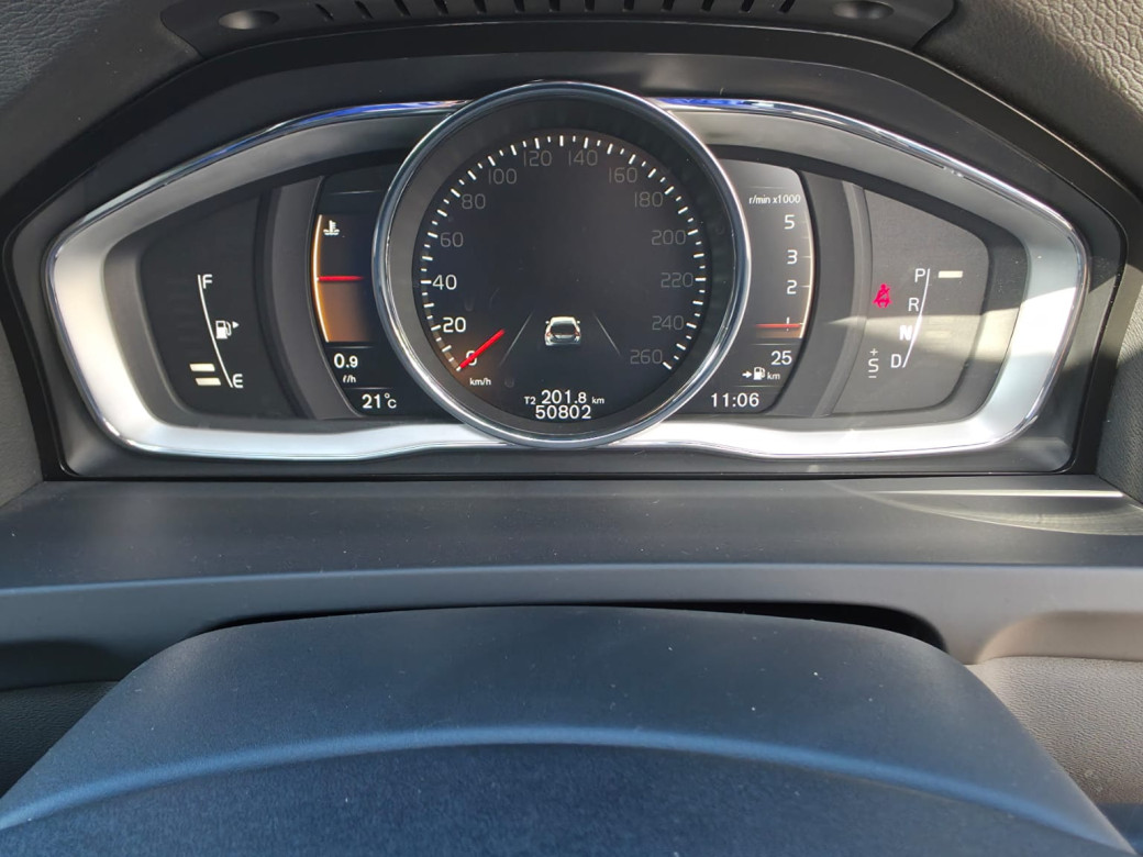 2018 Volvo V60 Cross Country