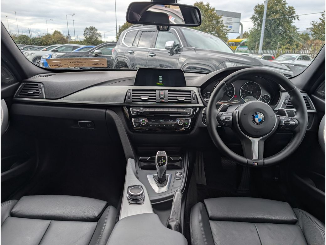 2018 BMW 320