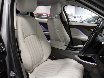 2016 Jaguar F-Pace