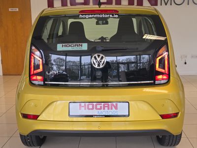 2017 Volkswagen up!