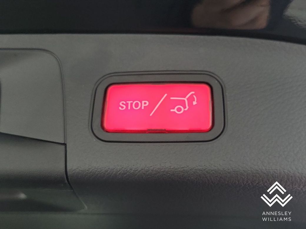 2025 Mercedes-Benz EQA