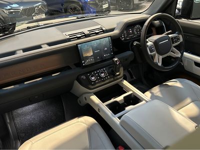 2025 Land Rover Defender