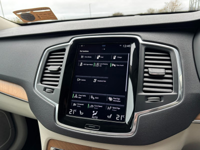 2022 Volvo XC90