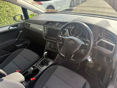 2016 Volkswagen Touran