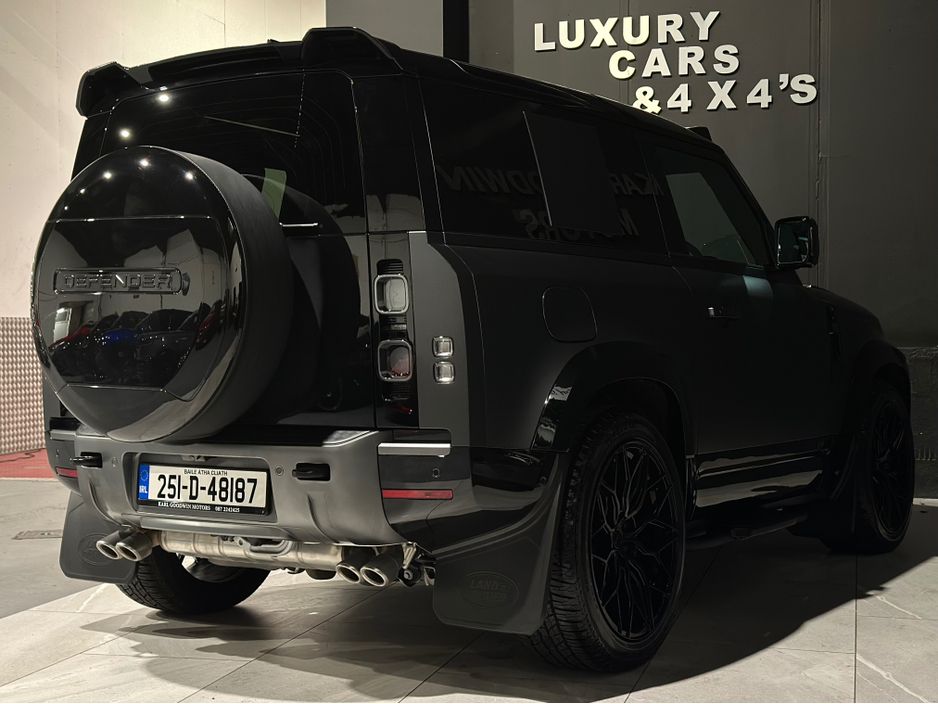 2025 Land Rover Defender