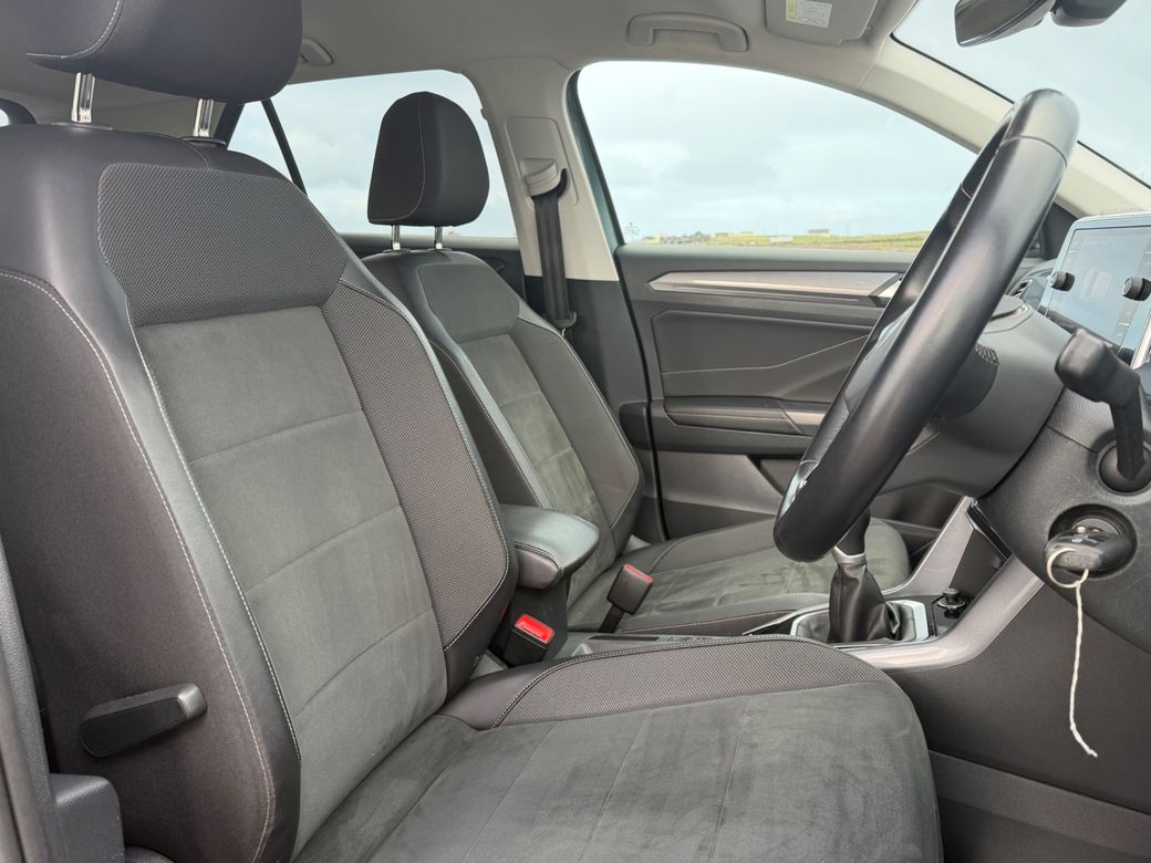 2023 Volkswagen T-Roc