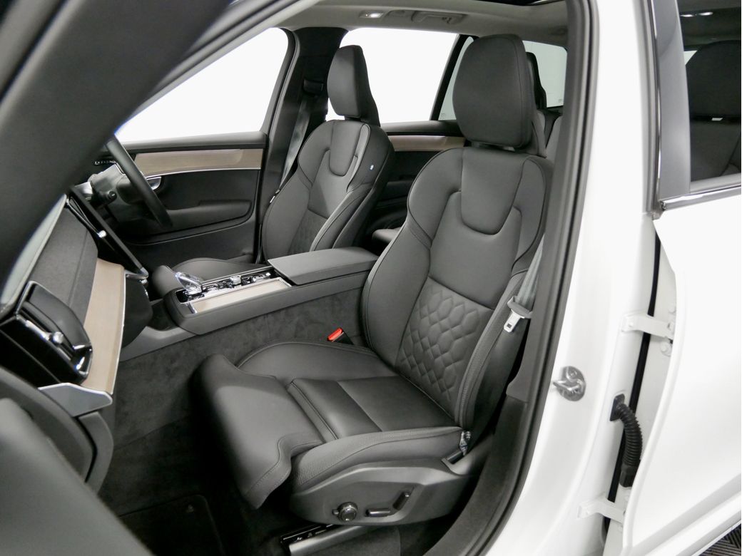 2025 Volvo XC90