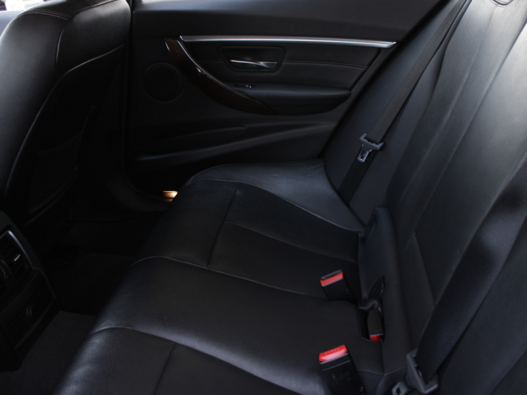 2017 BMW 3 Series