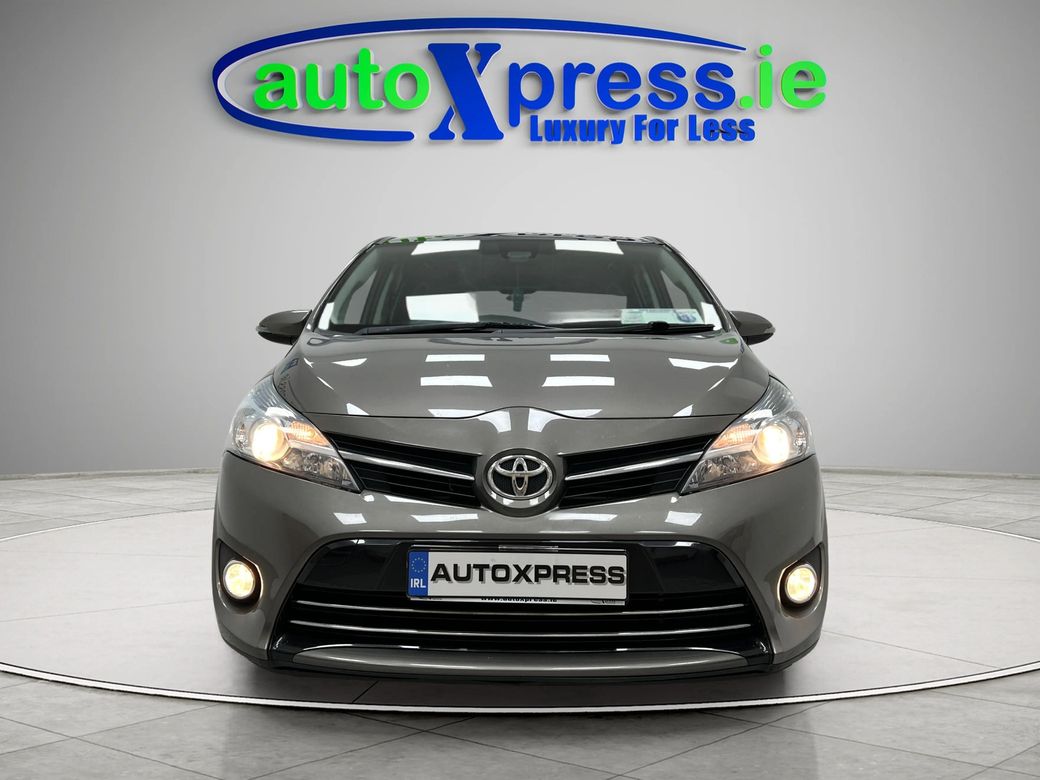 2016 Toyota Verso