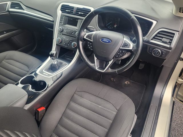 2015 Ford Mondeo