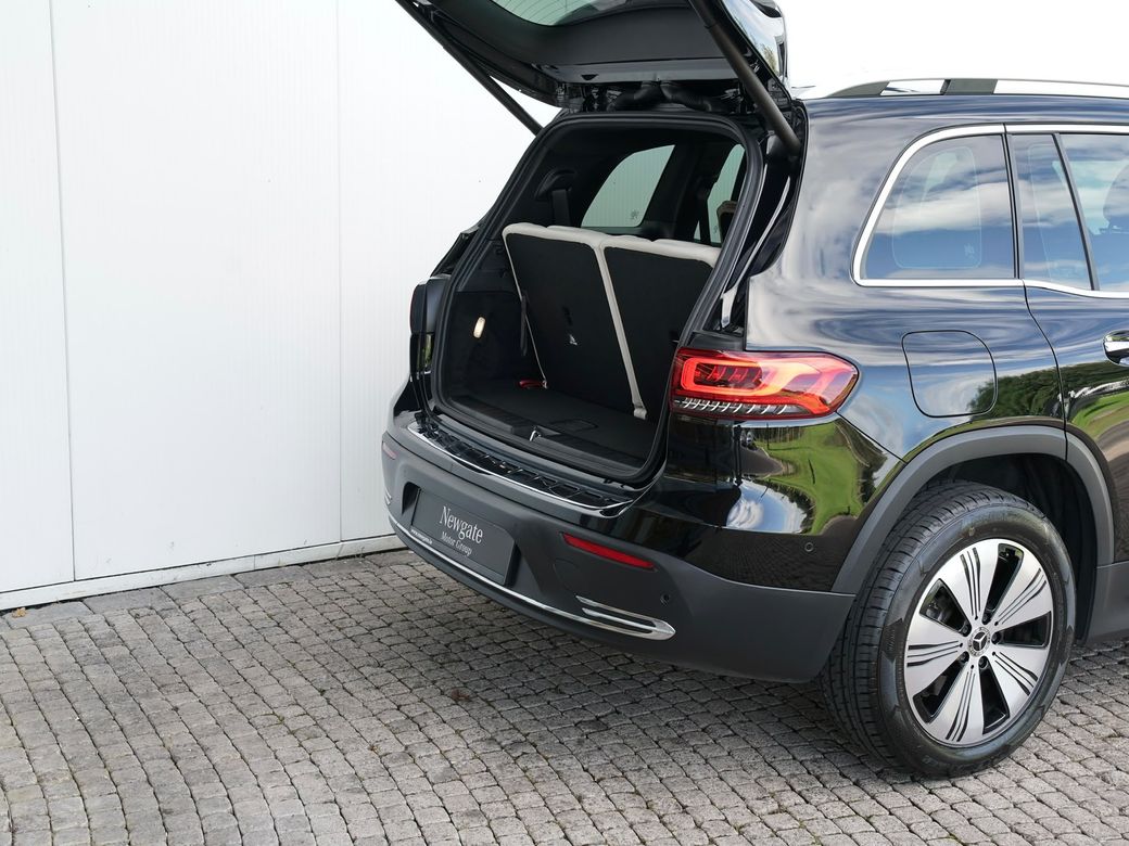 2023 Mercedes-Benz EQB