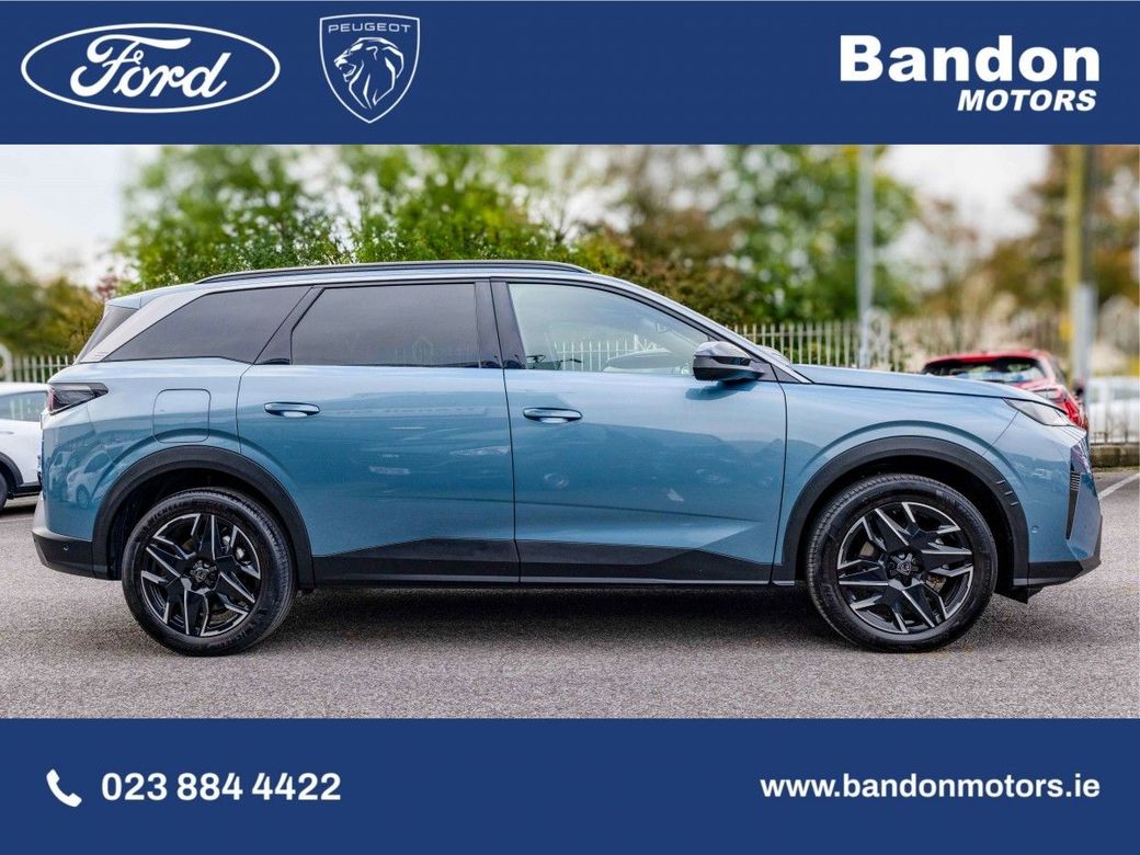2025 Peugeot 5008