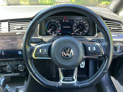 2020 Volkswagen Golf