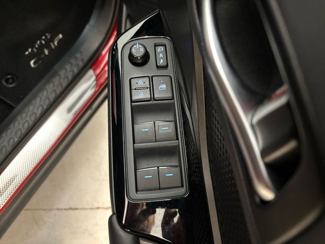 2023 Toyota C-HR