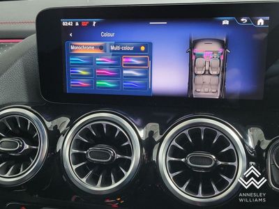 2025 Mercedes-Benz EQA