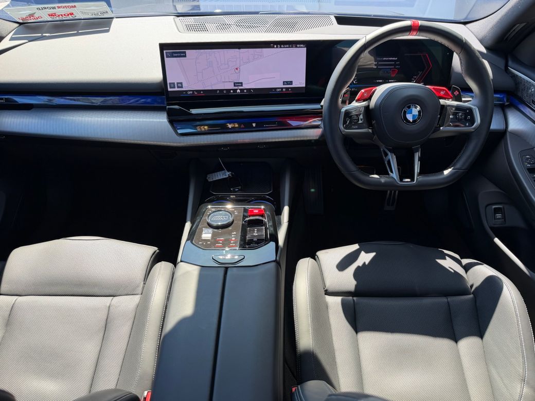 2025 BMW M5