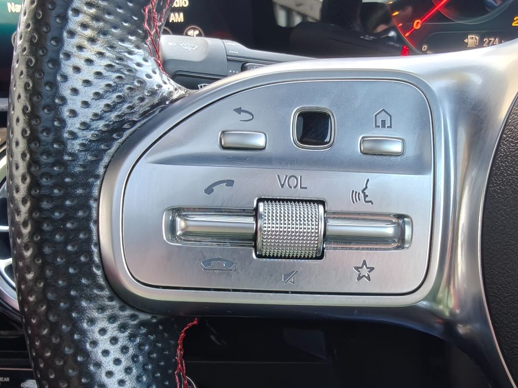 2019 Mercedes-Benz A 180