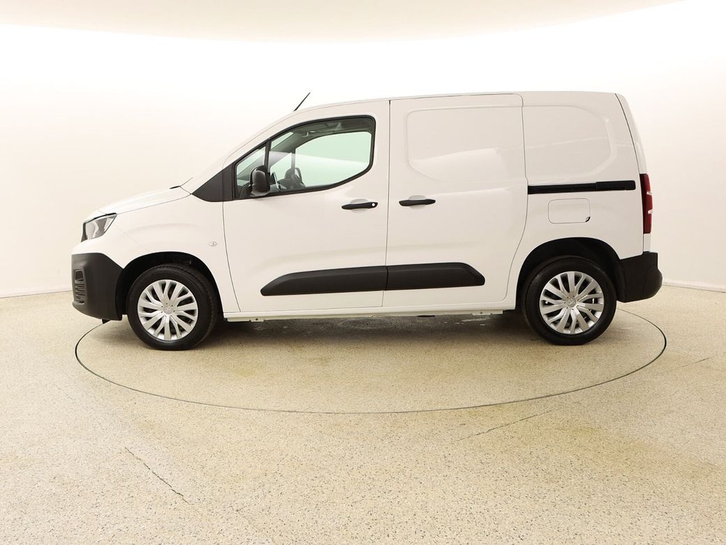 2022 Peugeot Partner
