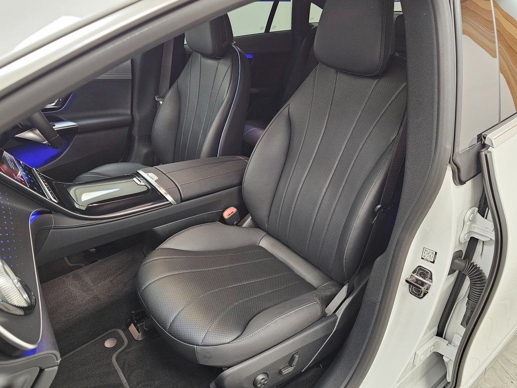 2025 Mercedes-Benz EQE