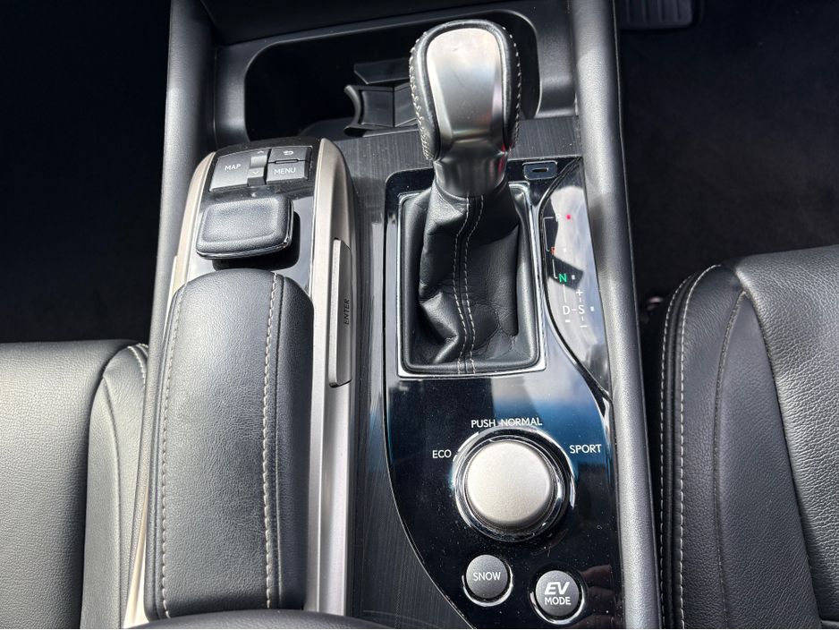 2018 Lexus GS 300H
